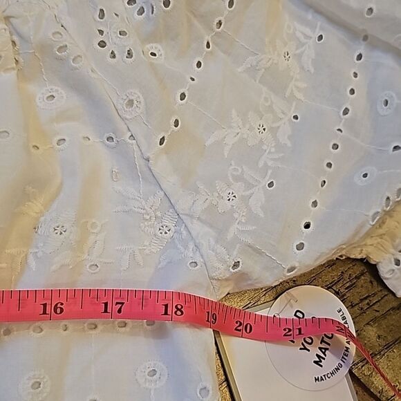 White crop top off shoulder size S NWT Calligraphie 100% cotton - Picture 3 of 9